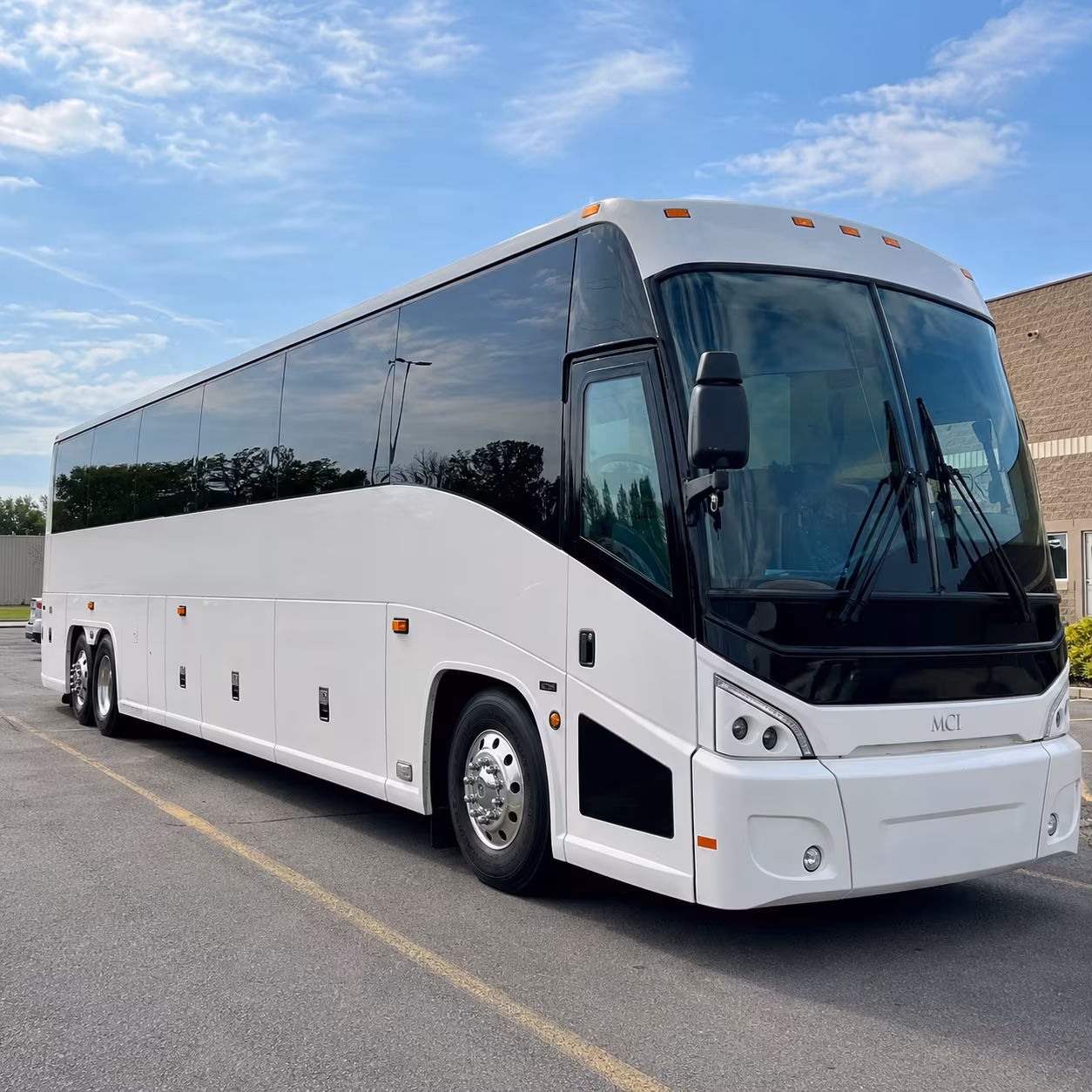 corporate retreat shuttle service between napa hotels and valley venues